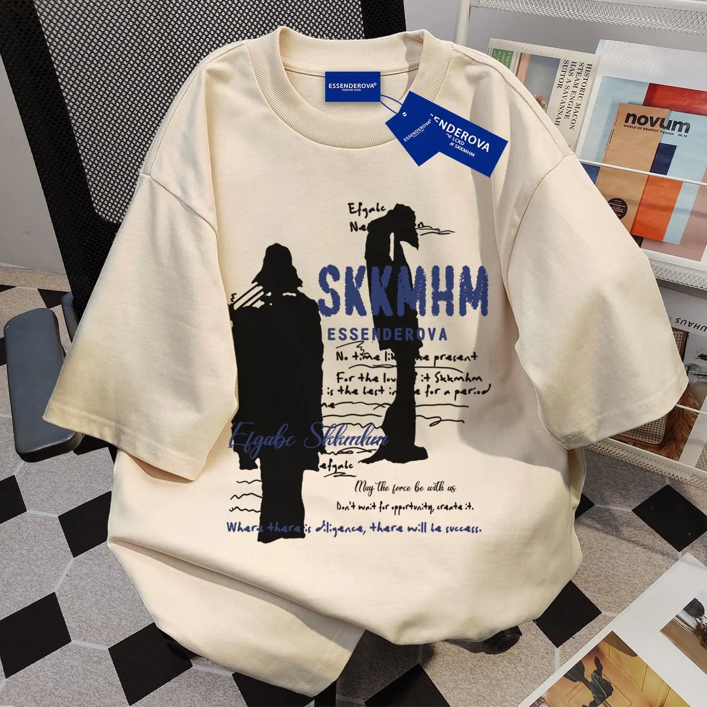 T-shirt high street